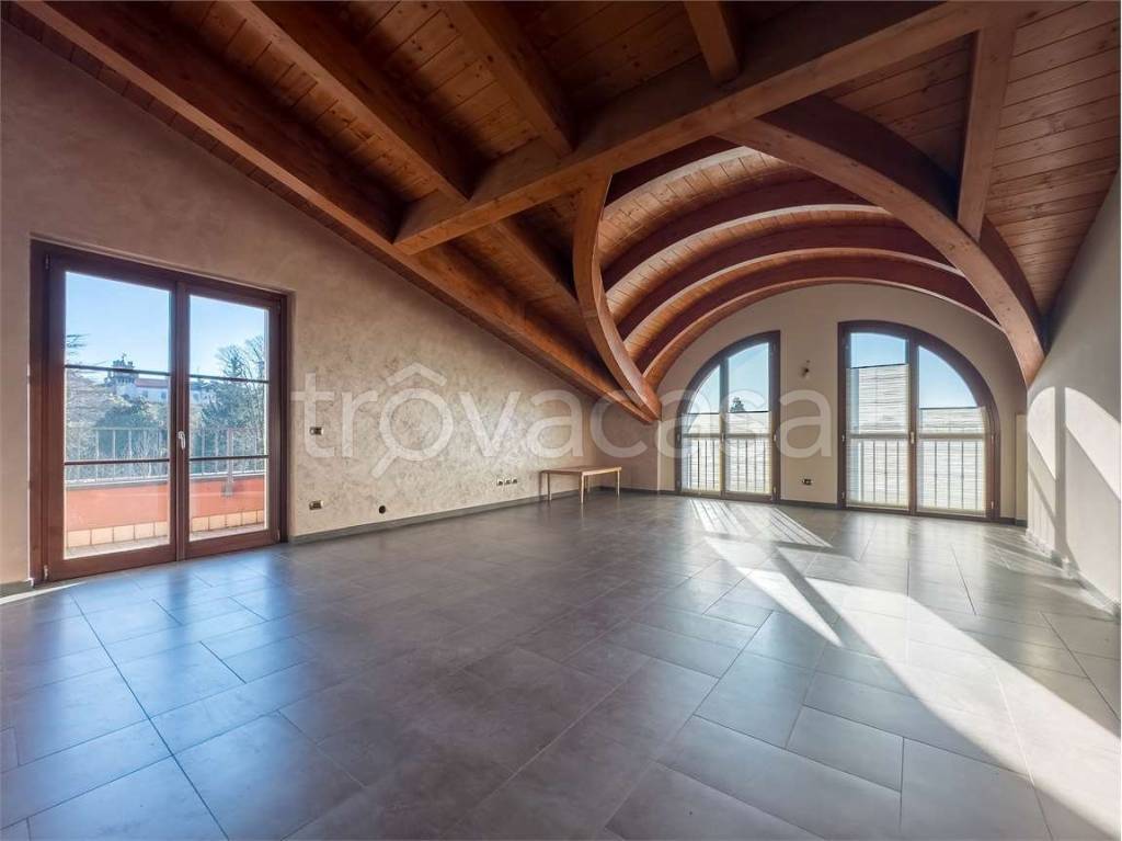 appartamento in vendita a Somma Lombardo