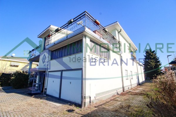 casa indipendente in vendita a Somma Lombardo