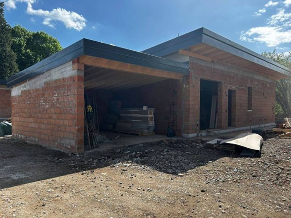 casa indipendente in vendita a Somma Lombardo