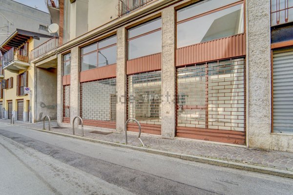 negozio in vendita a Somma Lombardo