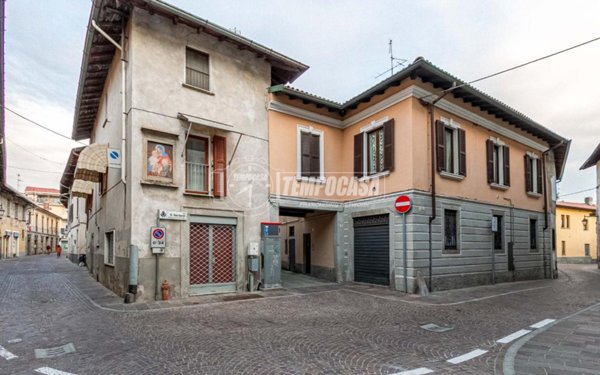 casa indipendente in vendita a Somma Lombardo
