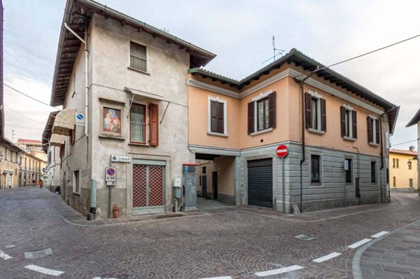 casa indipendente in vendita a Somma Lombardo