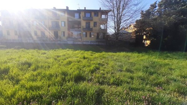 casa indipendente in vendita a Somma Lombardo