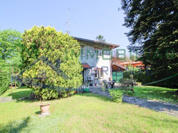 casa indipendente in vendita a Somma Lombardo