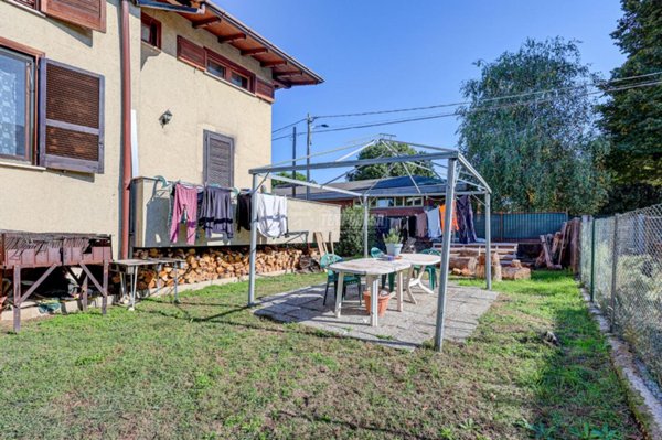 casa indipendente in vendita a Somma Lombardo