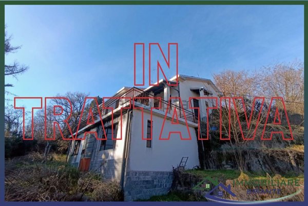 casa indipendente in vendita a Somma Lombardo in zona Coarezza