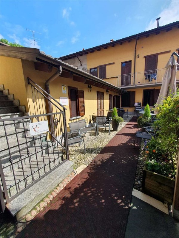 villa in vendita a Somma Lombardo