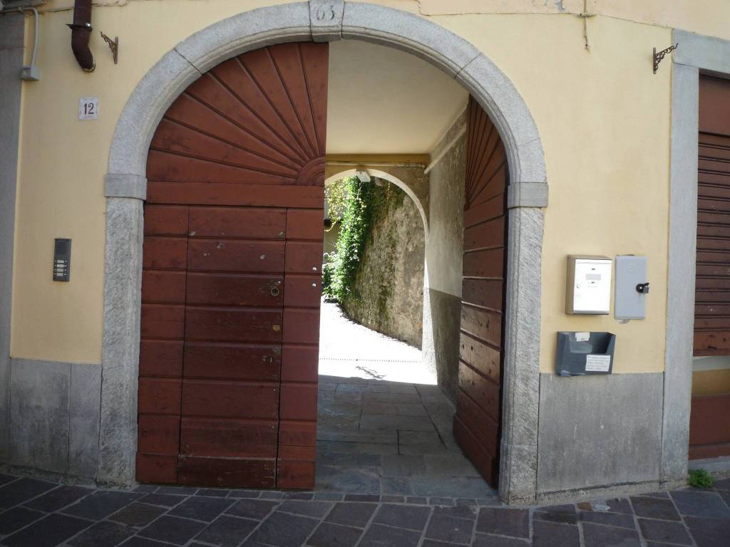 casa indipendente in vendita a Somma Lombardo