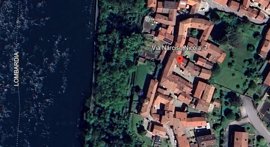 appartamento in vendita a Somma Lombardo in zona Coarezza