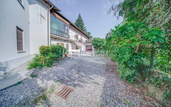 casa indipendente in vendita a Somma Lombardo