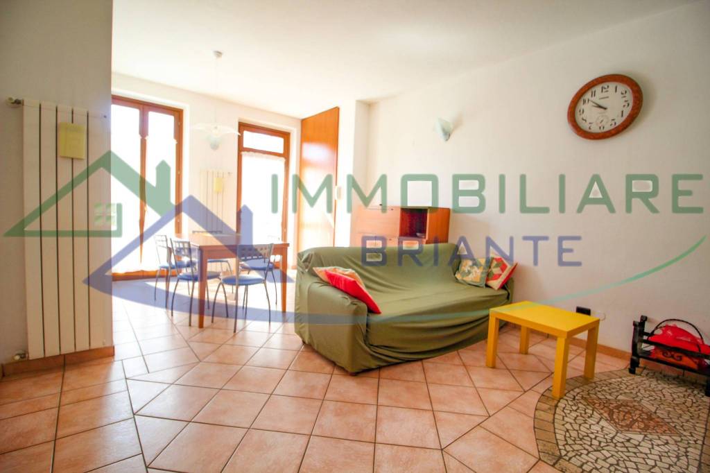 appartamento in vendita a Somma Lombardo in zona Maddalena