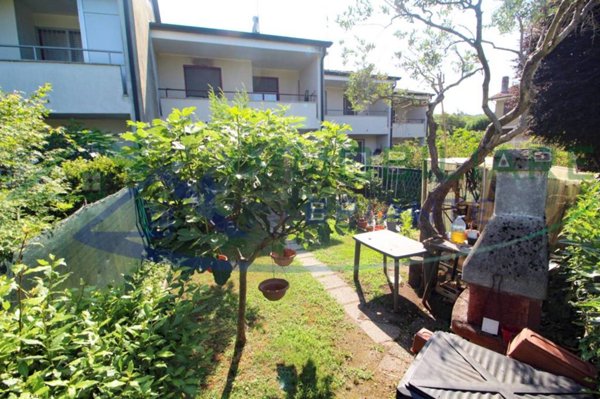 casa indipendente in vendita a Somma Lombardo in zona Coarezza