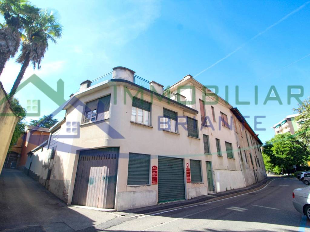 casa indipendente in vendita a Somma Lombardo