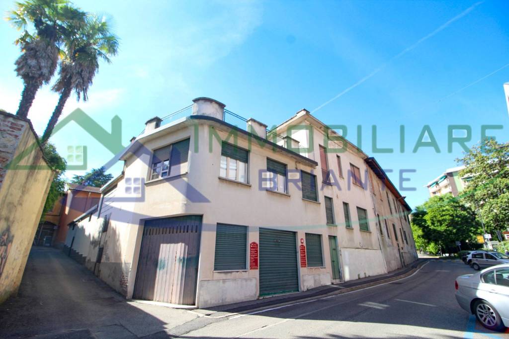 casa indipendente in vendita a Somma Lombardo