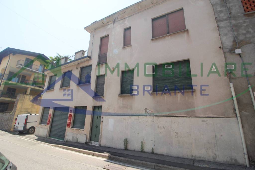 casa indipendente in vendita a Somma Lombardo