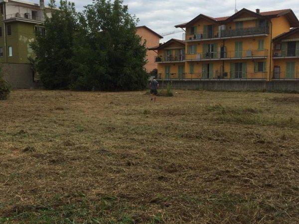 terreno edificabile in vendita a Somma Lombardo