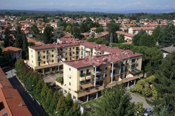 negozio in vendita a Somma Lombardo