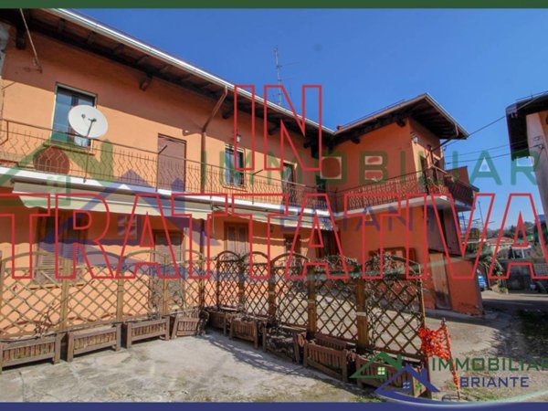casa indipendente in vendita a Somma Lombardo