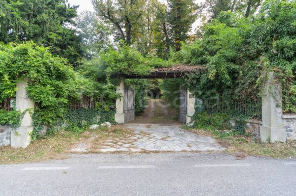 villa in vendita a Somma Lombardo