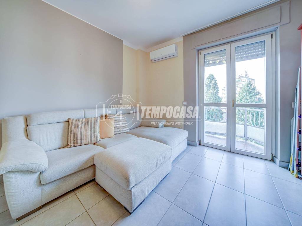 appartamento in vendita a Somma Lombardo
