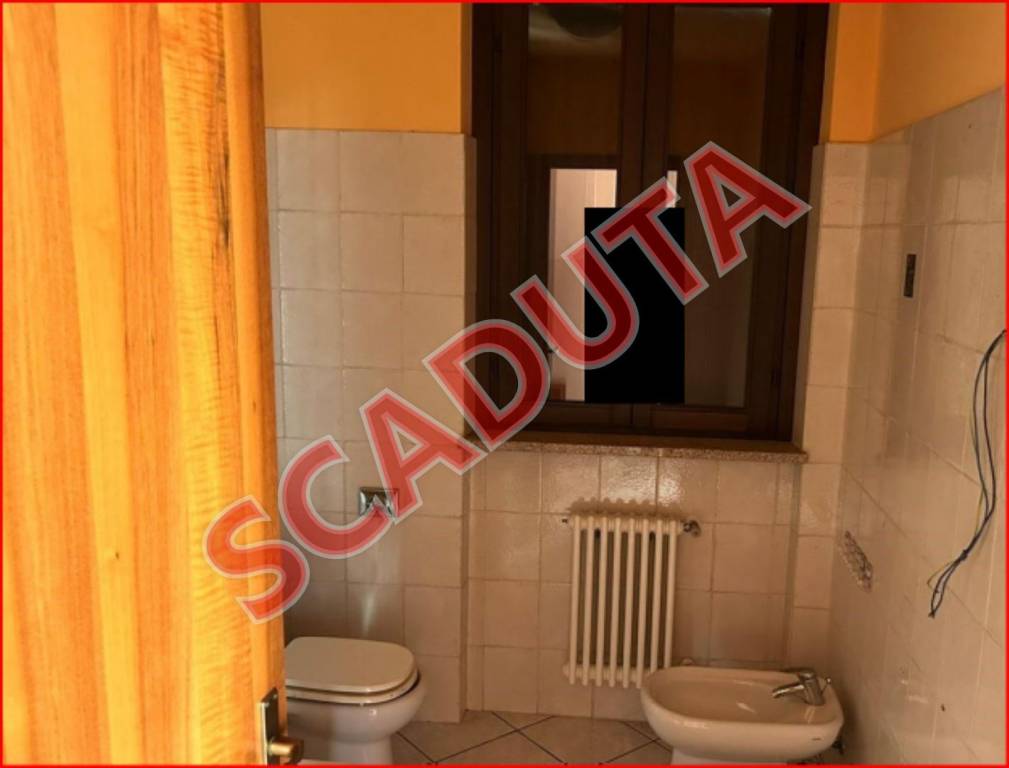 appartamento in vendita a Somma Lombardo in zona Coarezza