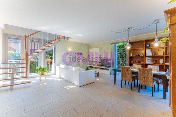 casa indipendente in vendita a Somma Lombardo