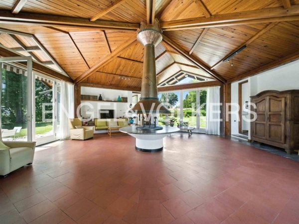 casa indipendente in vendita a Somma Lombardo