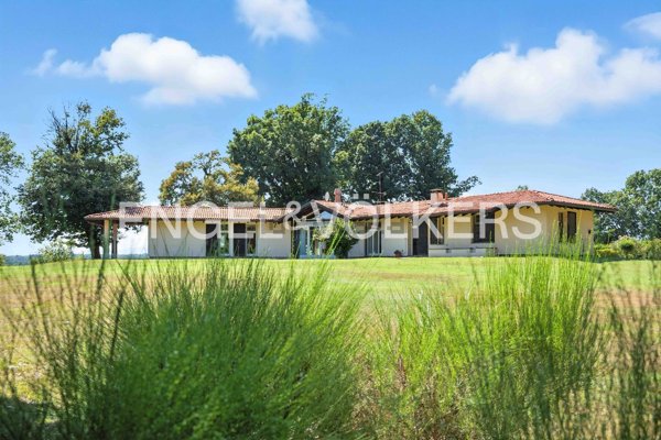 casa indipendente in vendita a Somma Lombardo