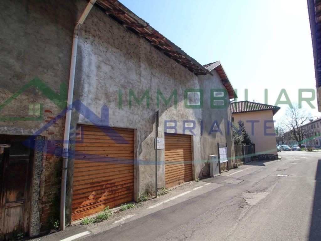 appartamento in vendita a Somma Lombardo in zona Maddalena
