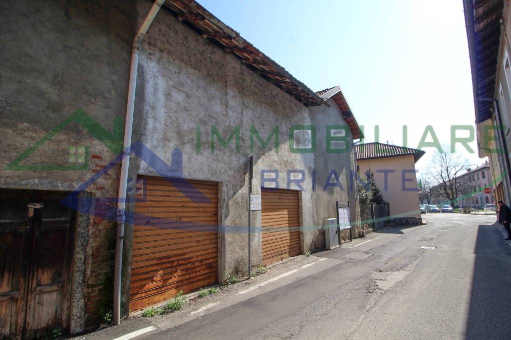 appartamento in vendita a Somma Lombardo in zona Maddalena