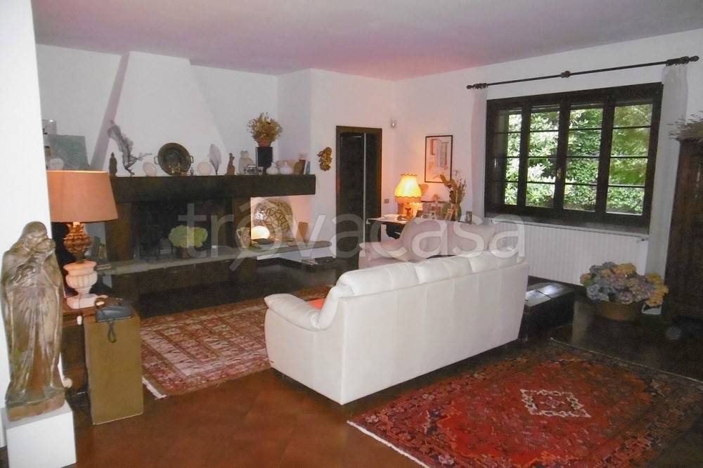casa indipendente in vendita a Somma Lombardo