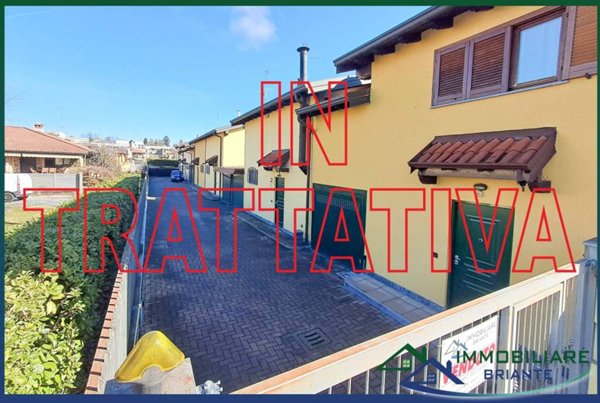 casa indipendente in vendita a Somma Lombardo