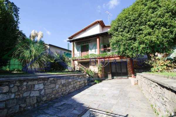 casa indipendente in vendita a Somma Lombardo