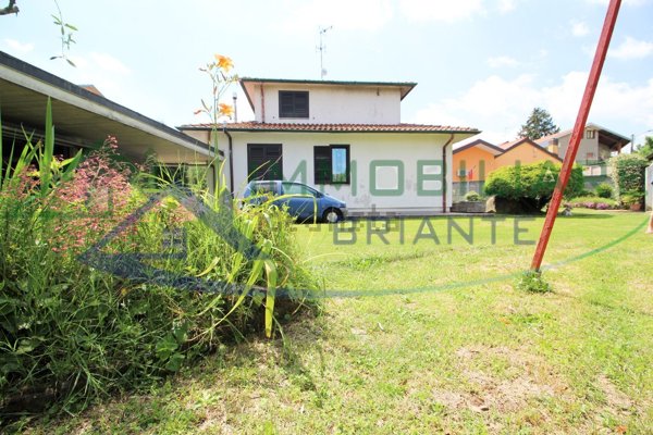 casa indipendente in vendita a Somma Lombardo