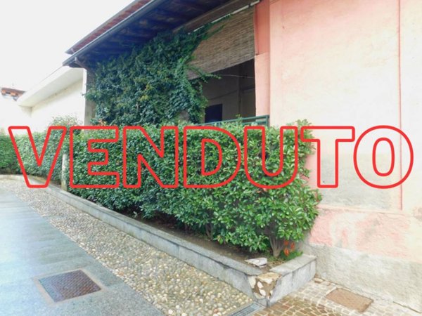 casale in vendita a Somma Lombardo