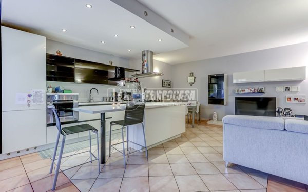 appartamento in vendita a Somma Lombardo