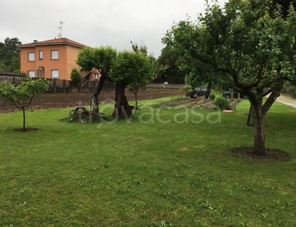 terreno edificabile in vendita a Somma Lombardo