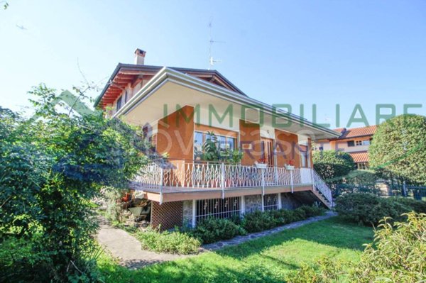 casa indipendente in vendita a Somma Lombardo