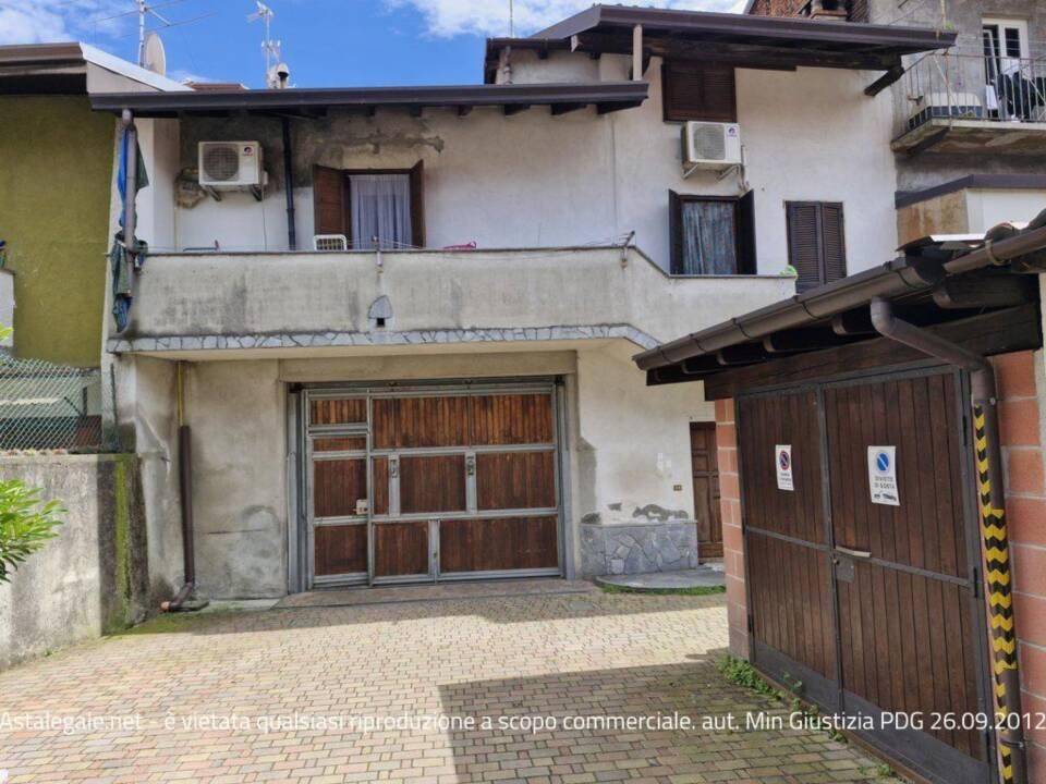 casa indipendente in vendita a Somma Lombardo