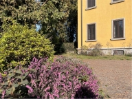 casa indipendente in vendita a Somma Lombardo