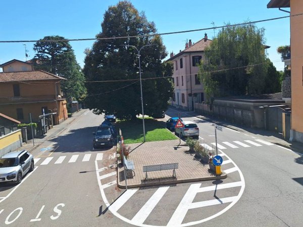 appartamento in vendita a Somma Lombardo in zona Maddalena