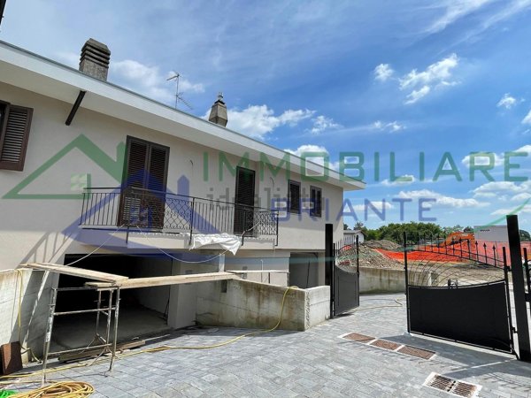 casa indipendente in vendita a Somma Lombardo