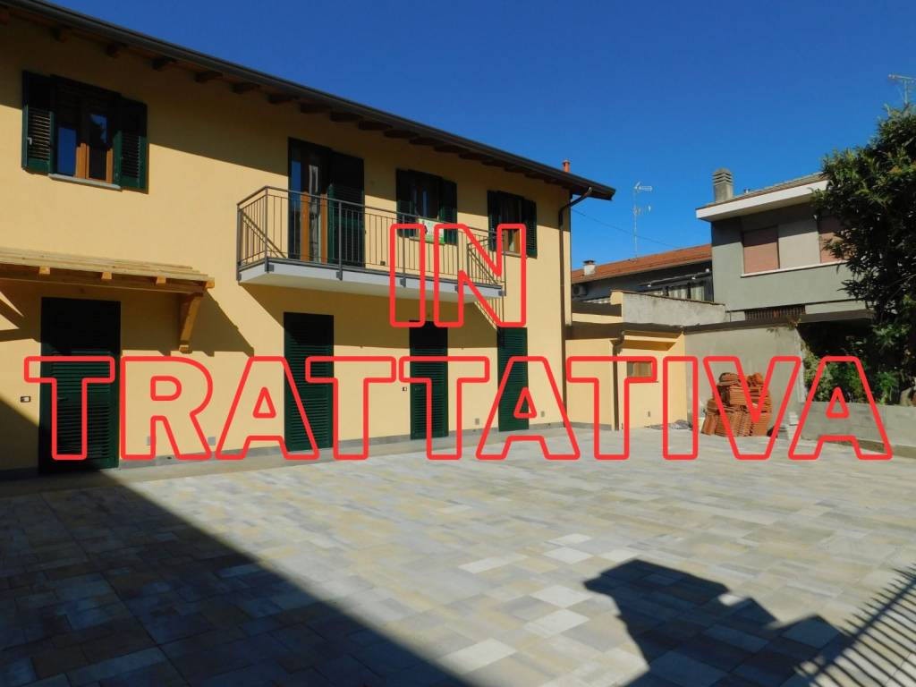 casa indipendente in vendita a Somma Lombardo