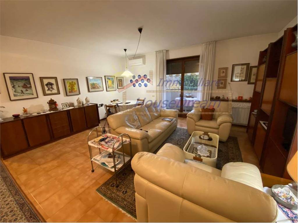 appartamento in vendita a Somma Lombardo