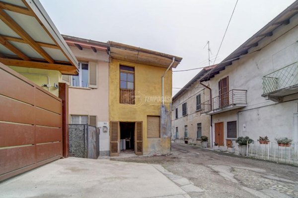 casa semindipendente in vendita a Somma Lombardo