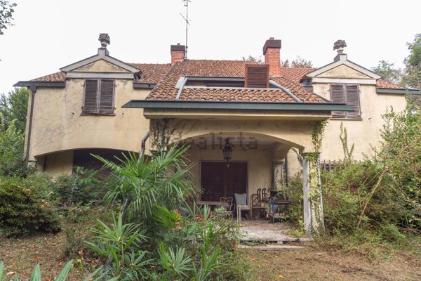 casa indipendente in vendita a Somma Lombardo