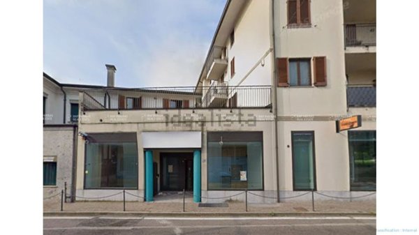 intera palazzina in vendita a Somma Lombardo