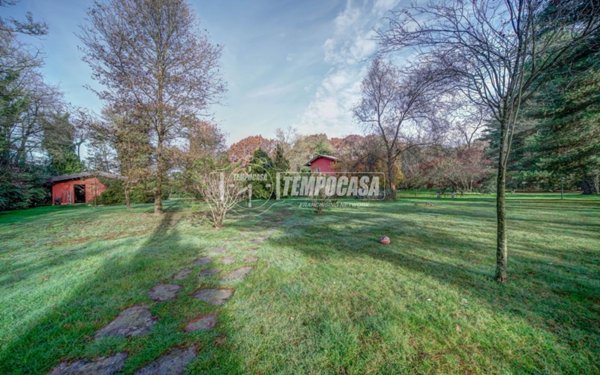 casa indipendente in vendita a Somma Lombardo