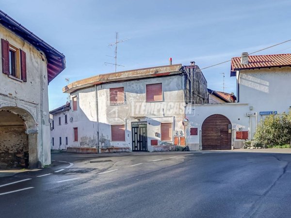 casa indipendente in vendita a Somma Lombardo