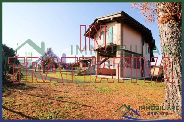 casa indipendente in vendita a Somma Lombardo in zona Coarezza